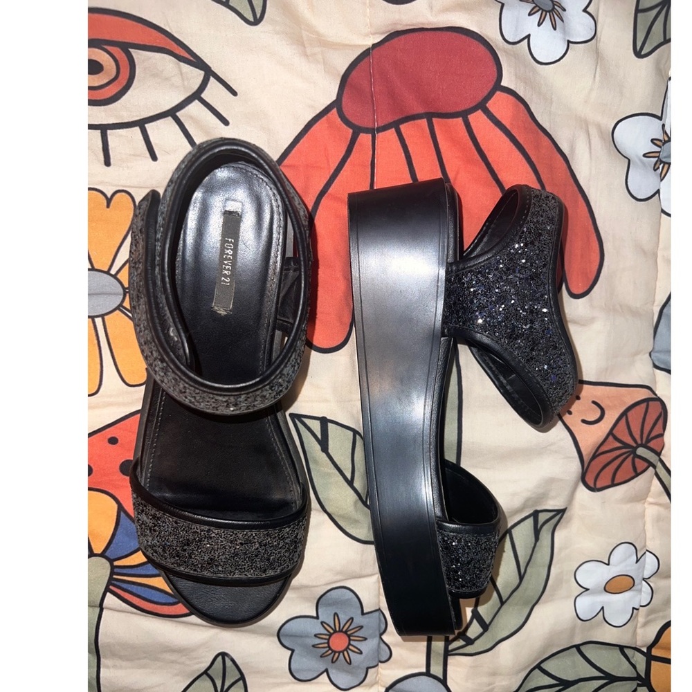Size 8 sparkly strappy platform sandals
